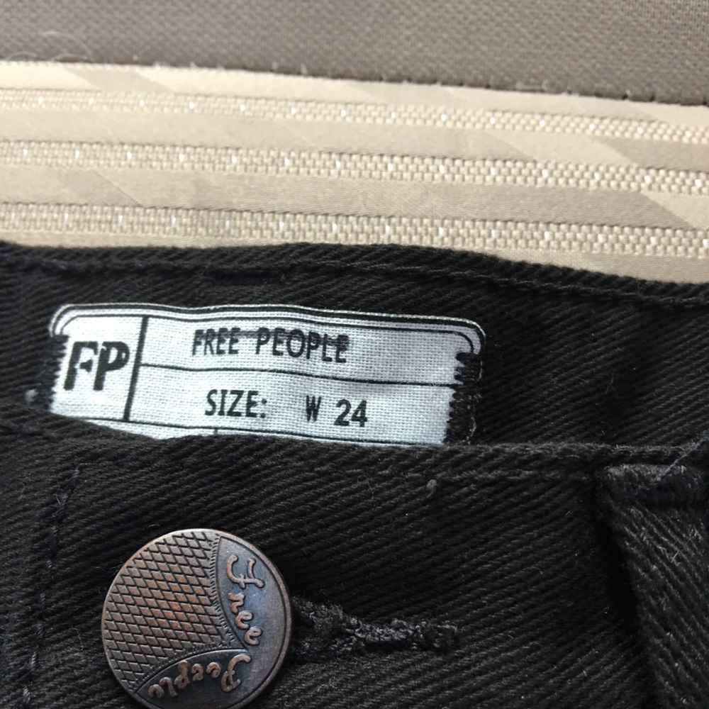 NWOT Free People denim &lace shorts - Picture 3 of 3